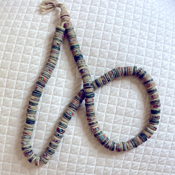 Beautiful African bead necklace - Picture 6 of 6